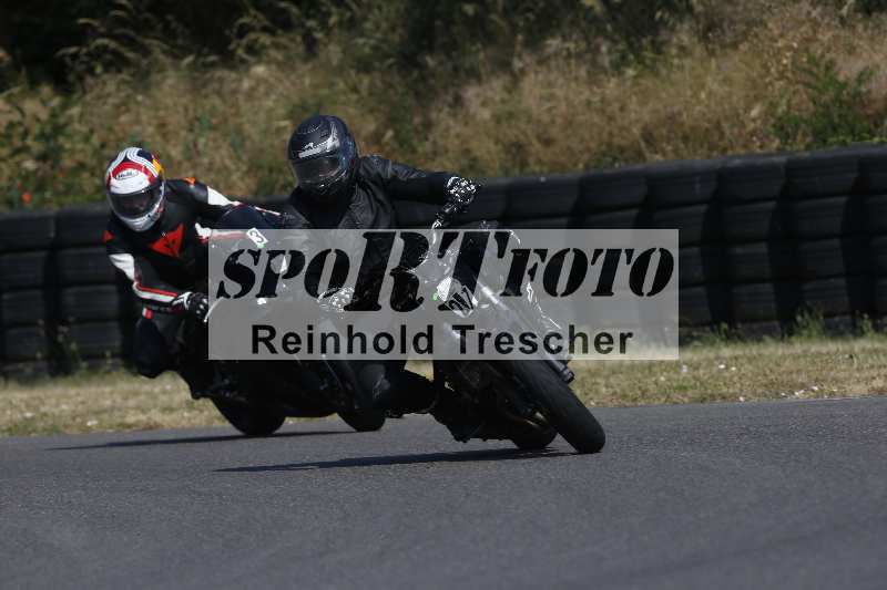 Archiv-2023/28 05.06.2023 Moto Club Anneau du Rhin/blanc-novice/3